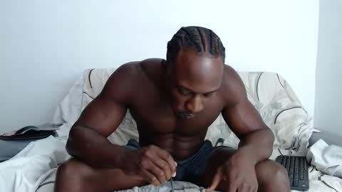 Snapshot of blacknikes chatting on March 2026 12:45:02 PM Twtter 1MikeBeckford Onlyfns beckfordmike online show from March 2026 12:45:02 PM