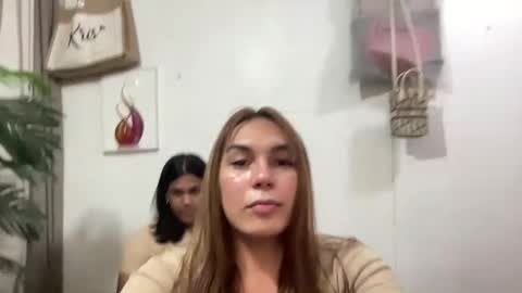 Ellez online show from February 2025 11:33:02 AM