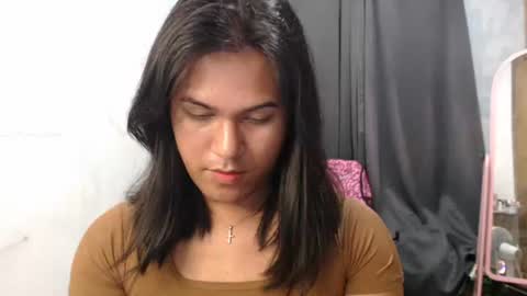 Ellez online show from October 2025 07:05:02 PM