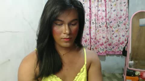 Ellez online show from March 2026 04:57:02 PM