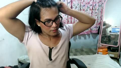 Ellez online show from June 2026 05:37:01 PM