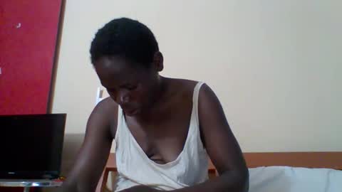 Snapshot of blacksexygal chatting on May 2026 06:35:01 PM SARAH online show from May 2026 06:35:01 PM