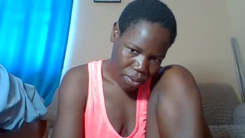 Snapshot of blacksexygal chatting on August 2026 06:12:01 AM SARAH online show from August 2026 06:12:01 AM