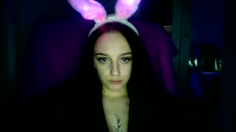 Ivy online show from January 2025 10:01:02 PM