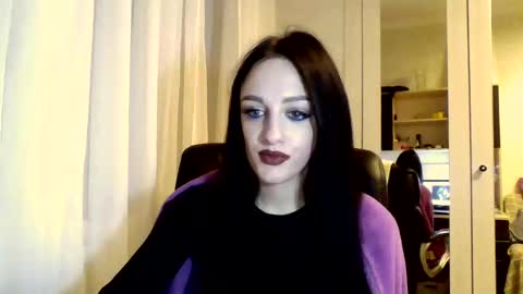 Ivy online show from February 2025 07:25:02 PM