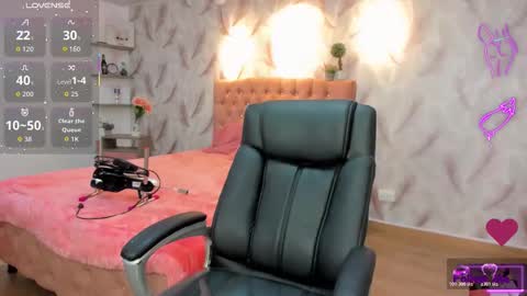 Blair  online show from October 2025 10:58:02 AM