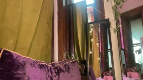 Blair online show from October 2025 11:14:01 PM