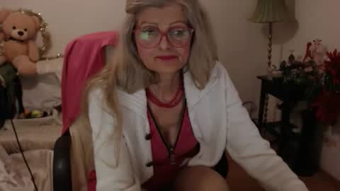 blairfort online show from December 2024 10:47:01 PM