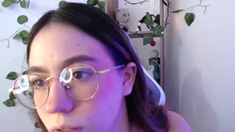   online show from February 2025 12:06:02 PM