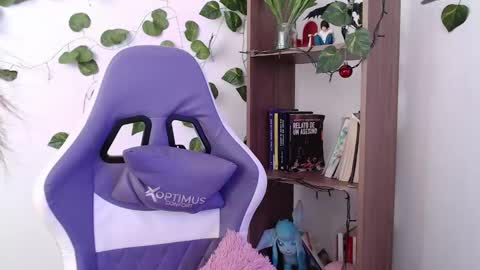   online show from March 2025 04:33:02 PM