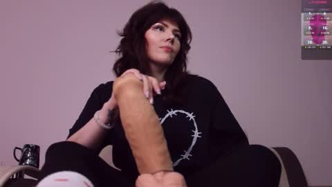 Britney online show from November 2025 11:53:01 AM