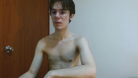 Snapshot of blakeshatter chatting on December 2024 05:19:01 PM blakeshatter online show from December 2024 05:19:01 PM