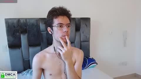 Snapshot of blakeshatter chatting on November 2025 01:34:01 PM blakeshatter online show from November 2025 01:34:01 PM