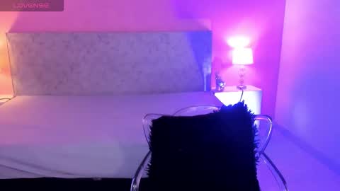 Blak Miller Gilson online show from November 2025 09:05:02 PM