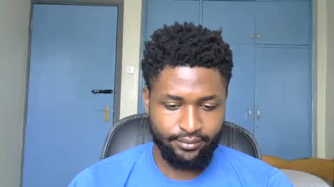 Snapshot of blakmoufaka chatting on September 2025 05:23:02 AM blakmoufaka online show from September 2025 05:23:02 AM