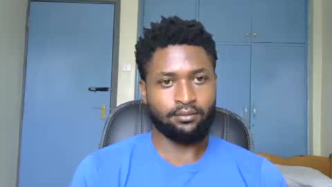 Snapshot of blakmoufaka chatting on October 2025 06:08:02 AM blakmoufaka online show from October 2025 06:08:02 AM