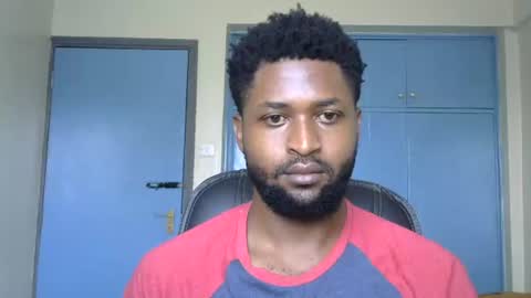 Snapshot of blakmoufaka chatting on October 2025 04:46:02 AM blakmoufaka online show from October 2025 04:46:02 AM