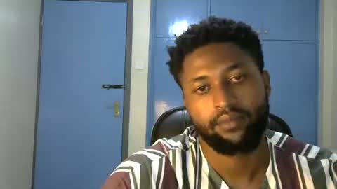 Snapshot of blakmoufaka chatting on October 2025 05:13:02 PM blakmoufaka online show from October 2025 05:13:02 PM