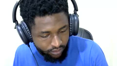 Snapshot of blakmoufaka chatting on October 2025 08:44:02 PM blakmoufaka online show from October 2025 08:44:02 PM