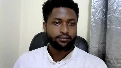 Snapshot of blakmoufaka chatting on October 2025 06:08:01 PM blakmoufaka online show from October 2025 06:08:01 PM