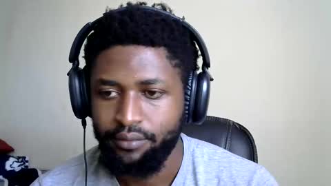 Snapshot of blakmoufaka chatting on November 2025 05:01:02 AM blakmoufaka online show from November 2025 05:01:02 AM