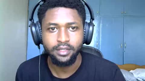 Snapshot of blakmoufaka chatting on November 2025 04:23:02 AM blakmoufaka online show from November 2025 04:23:02 AM