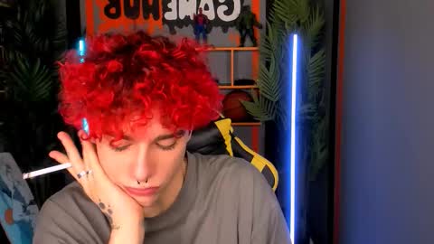 Blaiz online show from November 2025 08:42:02 PM