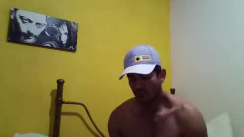 Snapshot of blckhorse19 chatting on November 2025 03:39:02 AM blckhorse19 online show from November 2025 03:39:02 AM