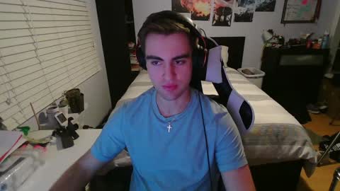 Snapshot of blimeyjimey chatting on January 2025 08:45:01 AM blimeyjimey online show from January 2025 08:45:01 AM