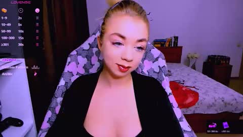 Nicole online show from November 2025 02:45:01 AM