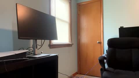 Snapshot of blissfulfoxtrot chatting on March 2026 02:21:02 PM Blissful Foxtrot online show from March 2026 02:21:02 PM