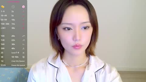 YoYo online show from September 2025 07:46:02 AM