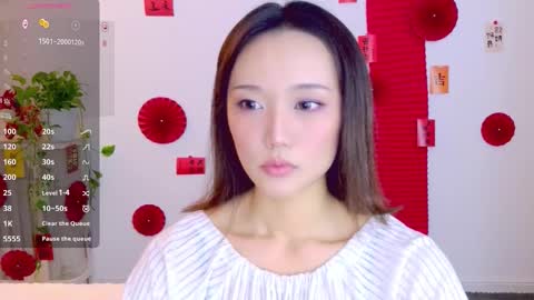 YoYo online show from February 2026 05:33:02 AM