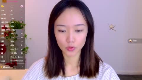 YoYo online show from April 2026 04:12:01 AM