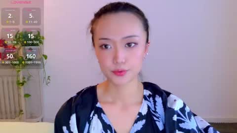 Snapshot of blon_kater chatting on June 2026 09:56:01 AM YoYo online show from June 2026 09:56:01 AM