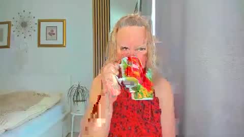 Nicole online show from March 2025 09:32:02 AM