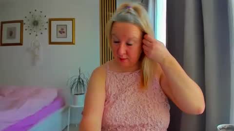 Nicole online show from March 2026 05:33:02 AM