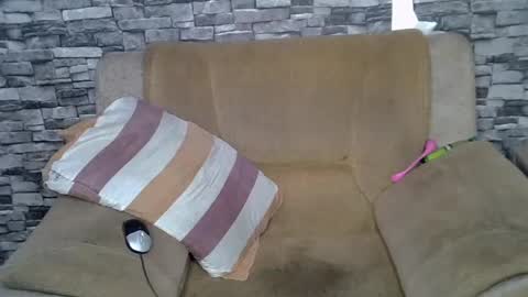 blonde_creamy online show from July 2026 09:41:02 PM