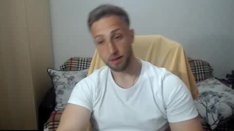 Snapshot of blondeagle chatting on May 2026 06:42:02 PM Mr Blond online show from May 2026 06:42:02 PM