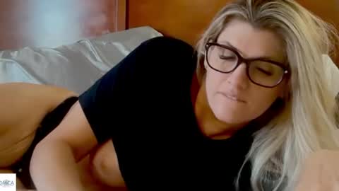 blondechristine99 online show from July 2026 01:25:01 PM
