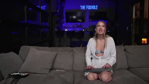 blondefoxsilverfox online show from January 2026 02:22:01 PM