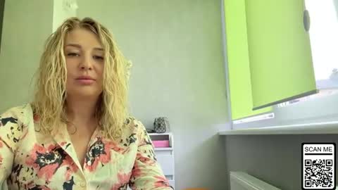 Snapshot of blondie_xoxoxo chatting on July 2026 11:56:02 AM blondie_xoxoxo online show from July 2026 11:56:02 AM