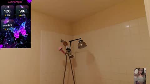 Snapshot of blondiebubblebooty chatting on February 2026 03:16:02 AM Bubbles online show from February 2026 03:16:02 AM