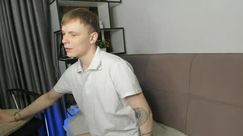 Snapshot of blondvibe chatting on April 2026 10:01:02 PM Alik online show from April 2026 10:01:02 PM