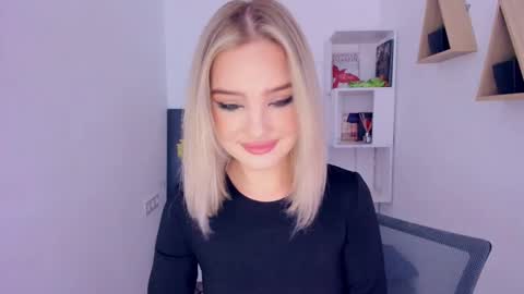 Sophia online show from March 2025 02:34:02 PM