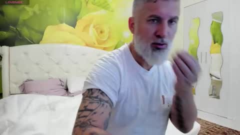 Nico online show from April 2026 07:17:02 AM