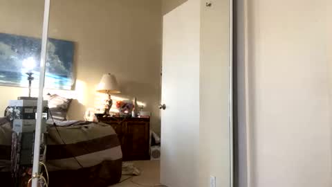 Snapshot of blue_cum_bunny123 chatting on February 2026 03:33:02 PM blue_cum_bunny123 online show from February 2026 03:33:02 PM