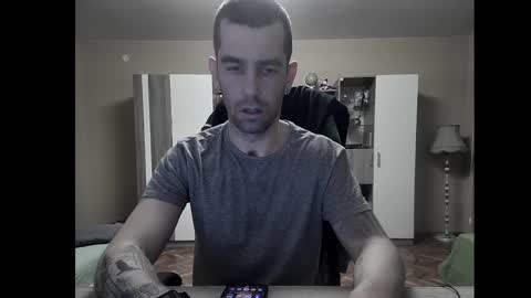 Runaway online show from January 2025 07:43:01 PM