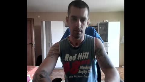 Snapshot of blue_eyed_wolf chatting on June 2026 11:23:01 AM Runaway online show from June 2026 11:23:01 AM