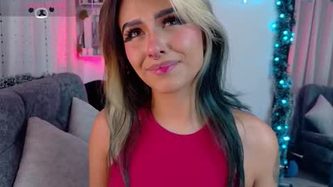 blue_kittenn online show from December 2025 04:40:01 AM